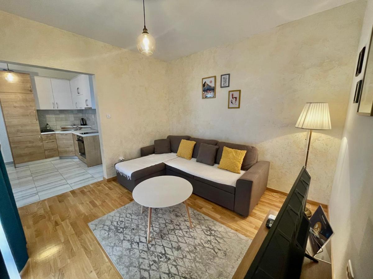 Apartmani Zecevic Nikšić Екстериор снимка