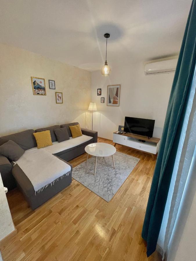 Apartmani Zecevic Nikšić Екстериор снимка