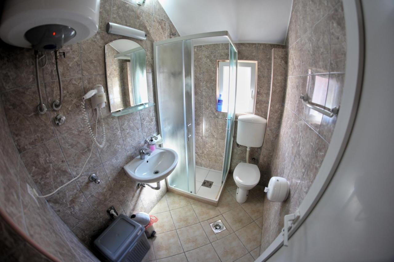 Apartmani Zecevic Nikšić Екстериор снимка